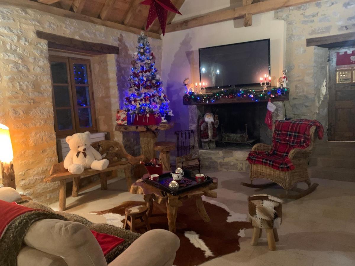 Quezac  La Voutee 5 Epis Avec Bain Finlandais Prive Au Manoir Du Charme Gorges Du Tarn Bed & Breakfast エクステリア 写真