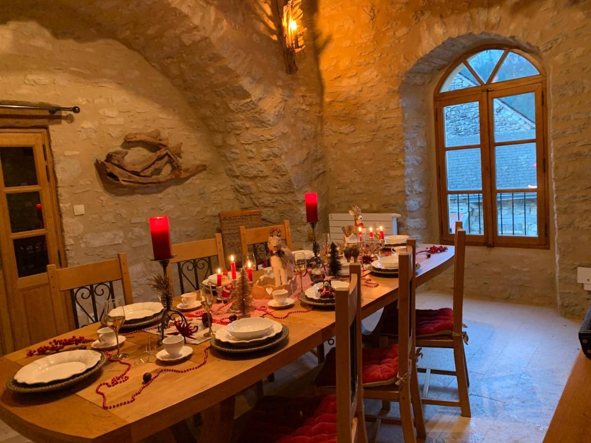 Quezac  La Voutee 5 Epis Avec Bain Finlandais Prive Au Manoir Du Charme Gorges Du Tarn Bed & Breakfast エクステリア 写真