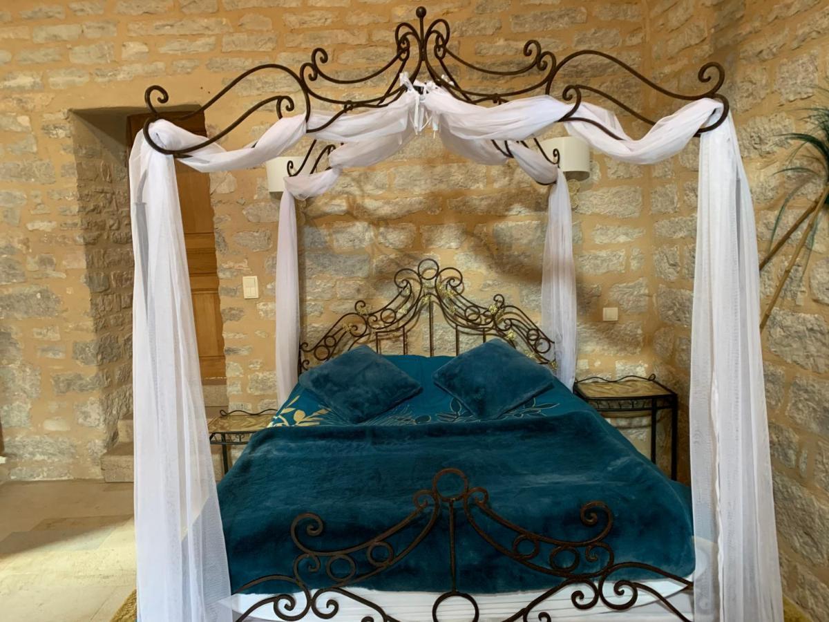 Quezac  La Voutee 5 Epis Avec Bain Finlandais Prive Au Manoir Du Charme Gorges Du Tarn Bed & Breakfast エクステリア 写真