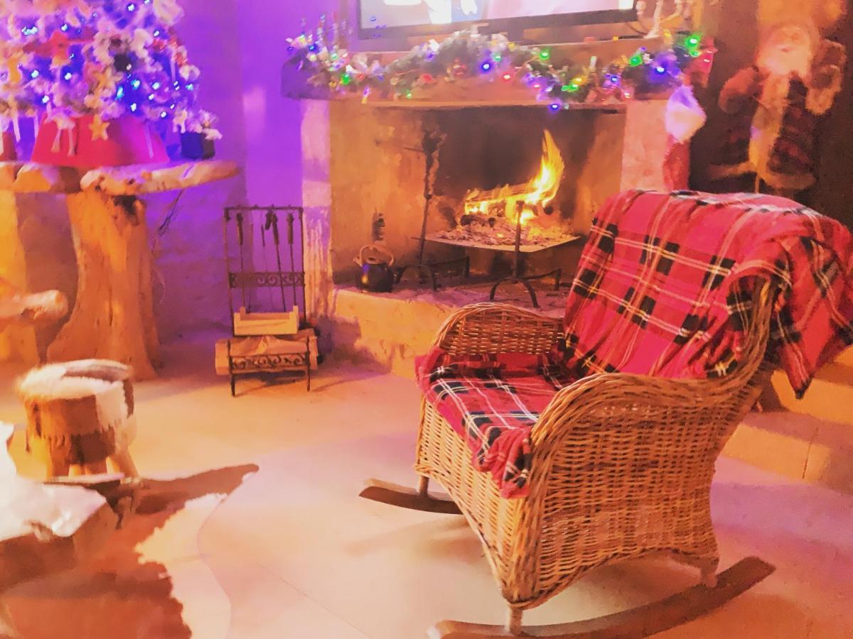 Quezac  La Voutee 5 Epis Avec Bain Finlandais Prive Au Manoir Du Charme Gorges Du Tarn Bed & Breakfast エクステリア 写真